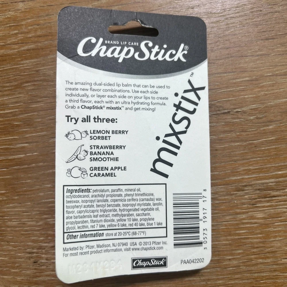 CHAPSTICK STRAWBERRY BANANA SMOOTHIE MIXSTIX CREATE A FUN FLAVOR RETIRED
